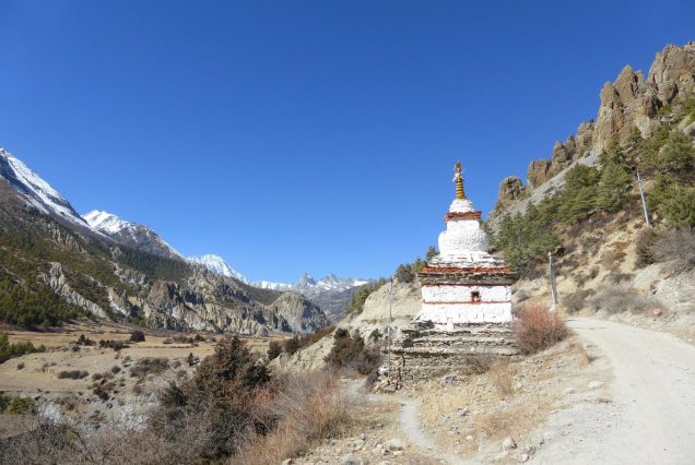 Manang Valley Heli trek